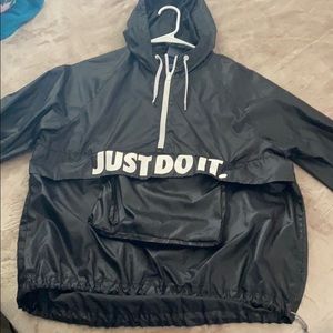 Black nike windbreaker